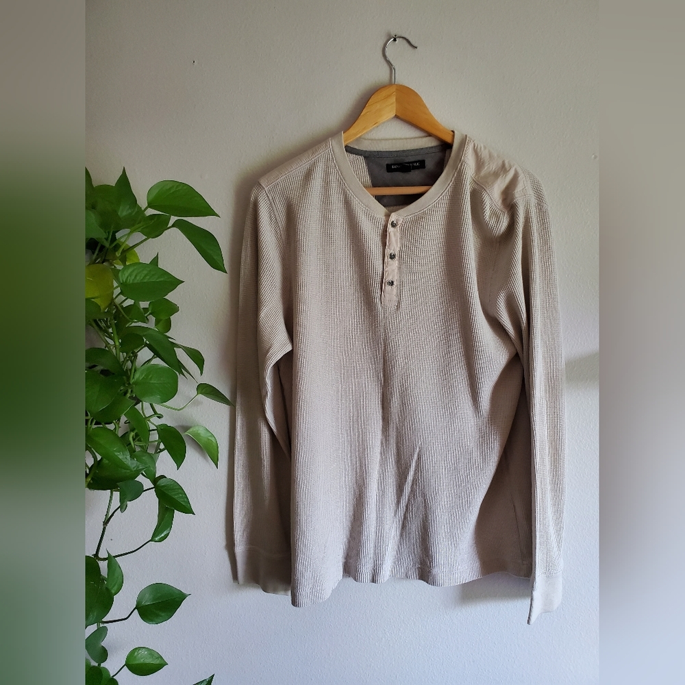 Banana Republic waffle Henley long sleeve